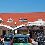 Strandi Apartmanok- Magyar Tenger Balatonmáriafürdő